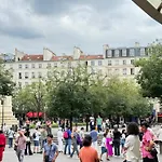 Chez Zenovia Apartman